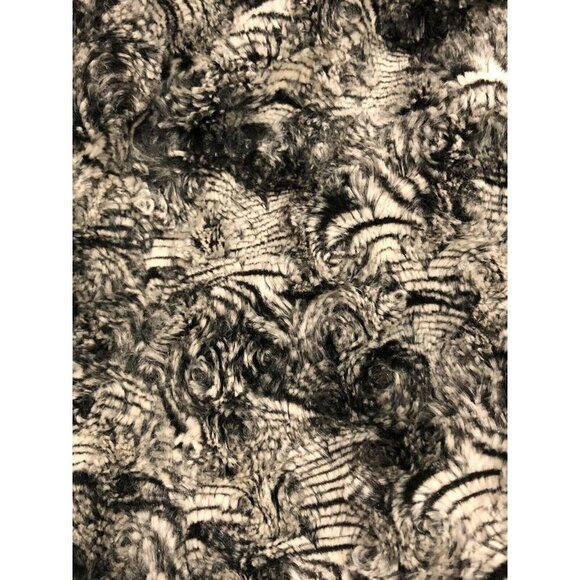 Chico's Size 2 Women Aimey Black White Soft Swirl Faux Fur Short Jacket Coat L - Picture 3 of 5